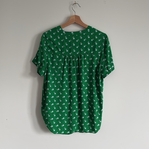 Green Floral Women's Top J Crew Reimagined - Picture 4 of 7